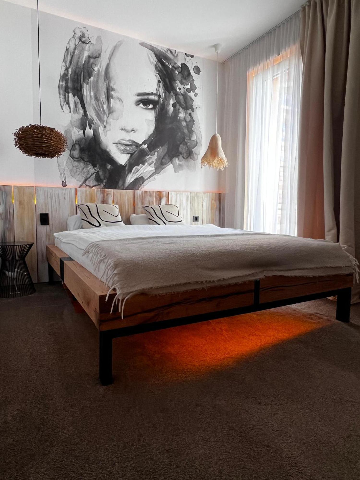 Shard Boutique Hotel-Adult Only ブラショフ エクステリア 写真