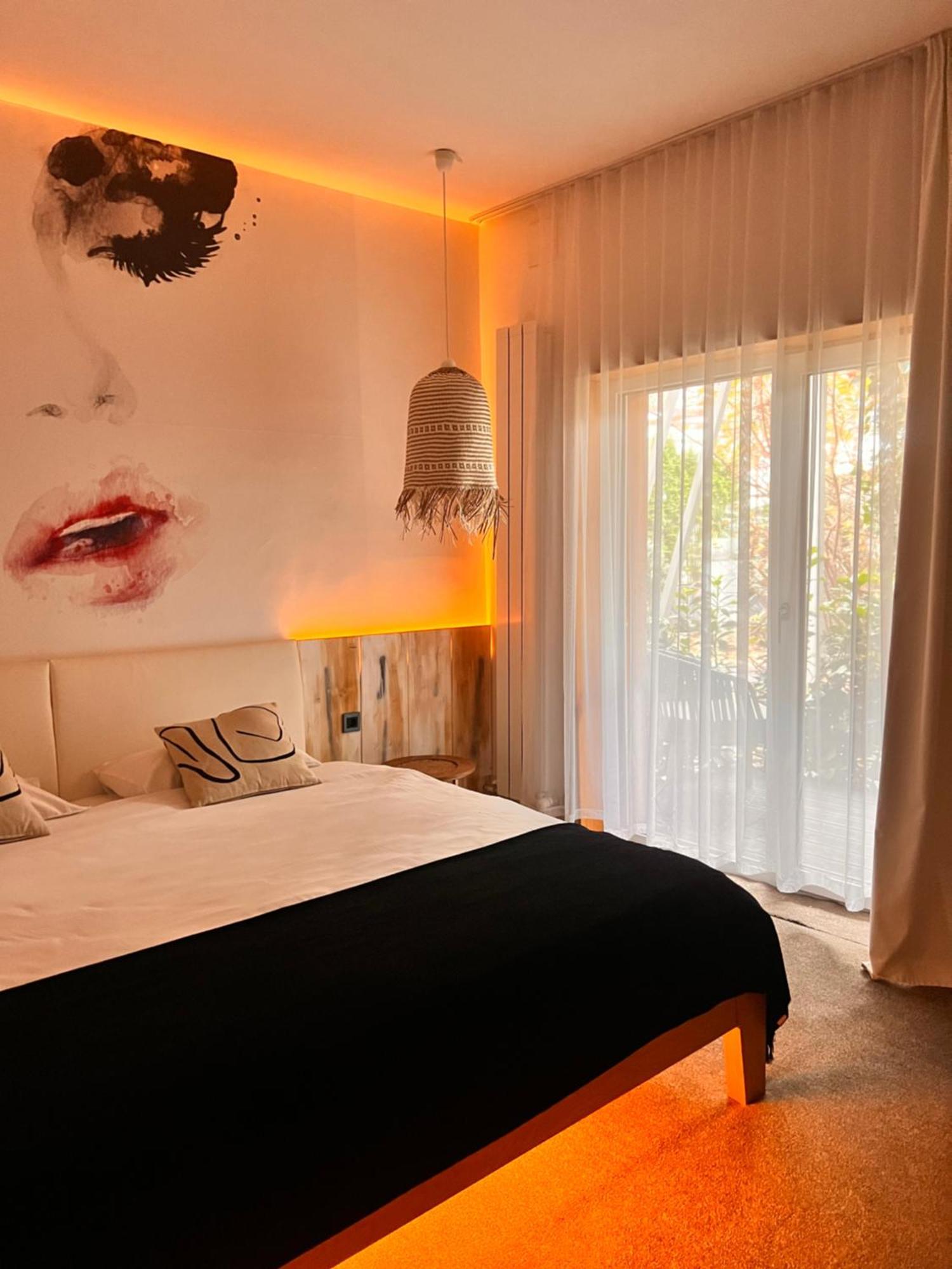 Shard Boutique Hotel-Adult Only ブラショフ エクステリア 写真